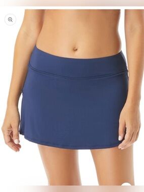 NWT Beach House Emma Pull On Swim Skort in Navy